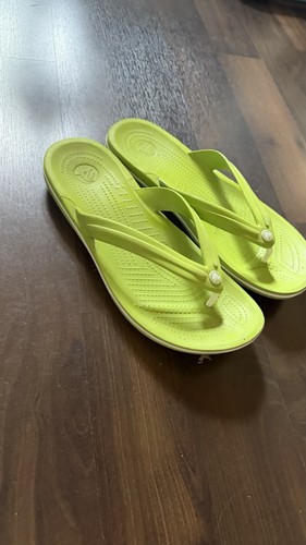 Crocs flip flops - crocs,